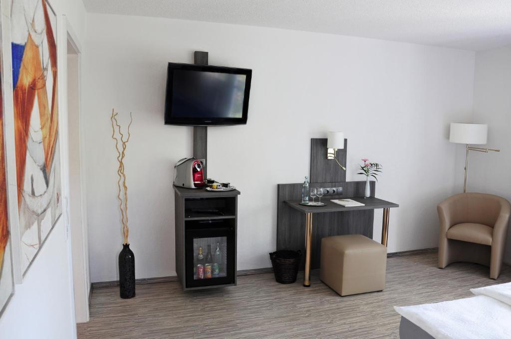Hotel Krone Ueberlingen Am Ried ซิงเงน ภายนอก รูปภาพ