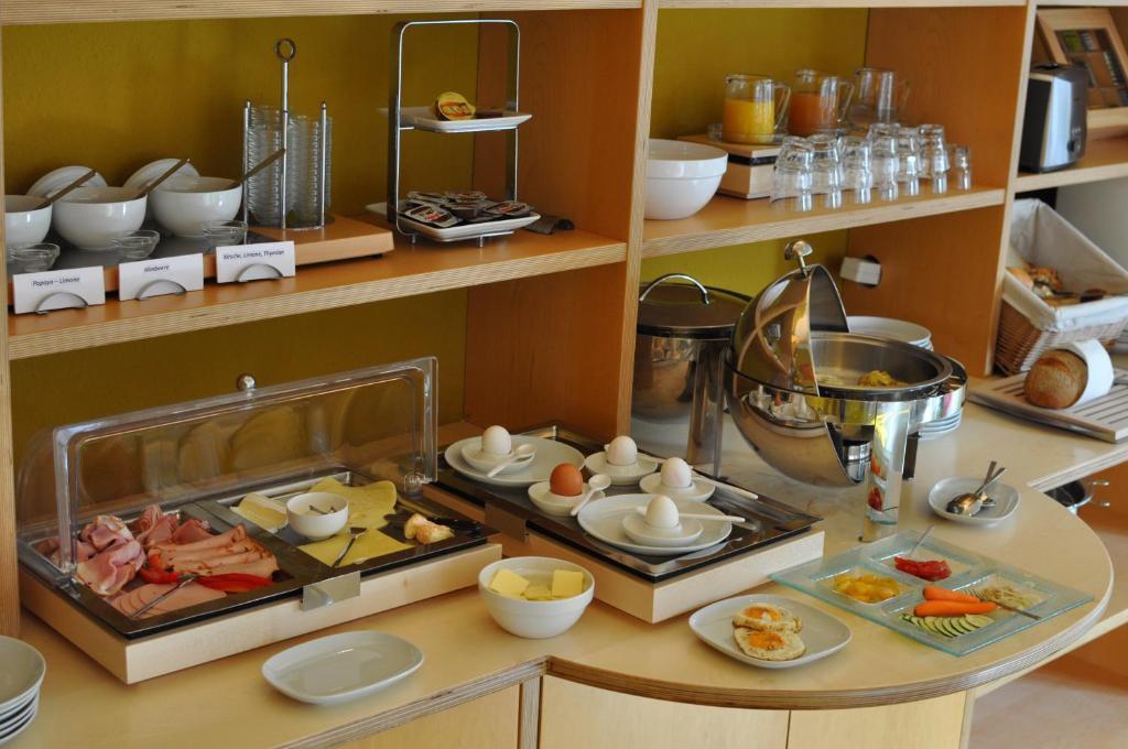 Hotel Krone Ueberlingen Am Ried ซิงเงน ภายนอก รูปภาพ