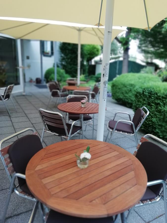 Hotel Krone Ueberlingen Am Ried ซิงเงน ภายนอก รูปภาพ